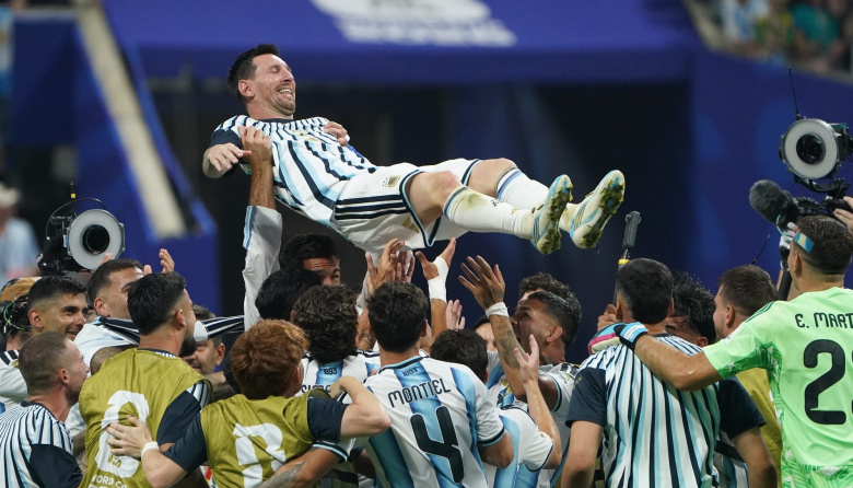 Mundial 2026: con garra y sufrimiento, Argentina ganó 3 a 2 a Egipto y pasó a cuartos de final