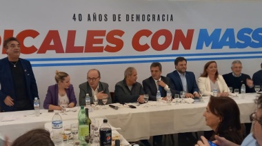 Al canto de "Sergio Massa presidente de la mano de Alfonsín", radicales apoyan al candidato de UxP