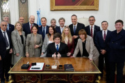 Con un aumento acumulado del 123%, más de 1000 funcionarios del gobierno cobrarán sueldos de hasta $8 millones en junio