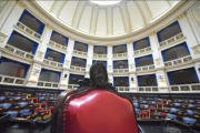 Un proyecto de La Libertad Avanza propone eliminar el impuesto de sellos en PBA
